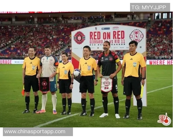 杰拉德领衔传奇对决利物浦4-2战胜曼联萨哈双响难挽败局