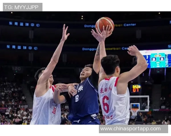 全运会小组赛广东男篮逆转浙江赵睿贡献13分8板7助力球队胜利