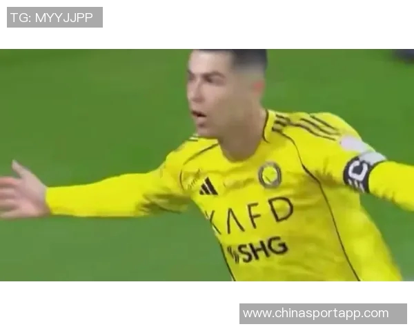 C罗禁区内精彩瞬间连连失误脚后跟射门因越位被判无效